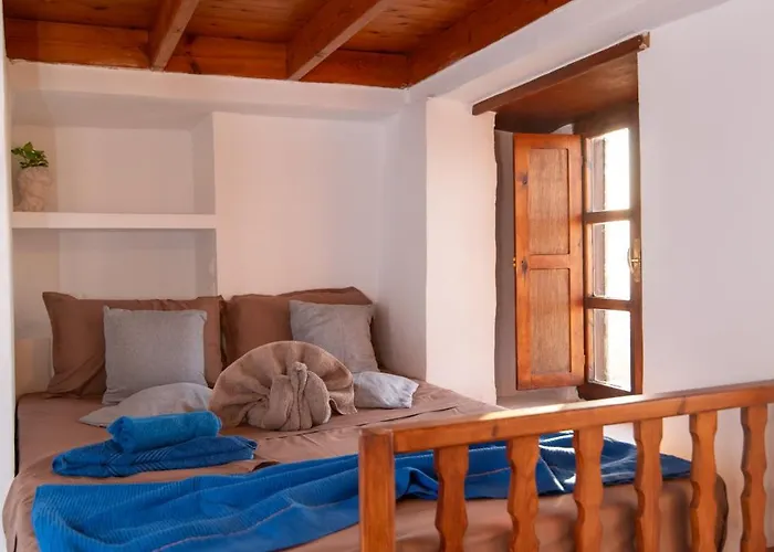 Dimis Asomatos Homes Feriehus