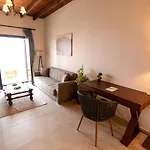 Dimis Asomatos Homes Case de vacanță *