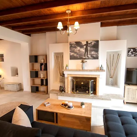 Hébergement de vacances Dimis Asomatos Homes