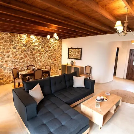 Dimis Asomatos Homes Hébergement de vacances *