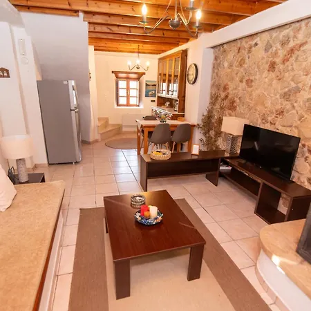 Dimis Asomatos Homes Hébergement de vacances *